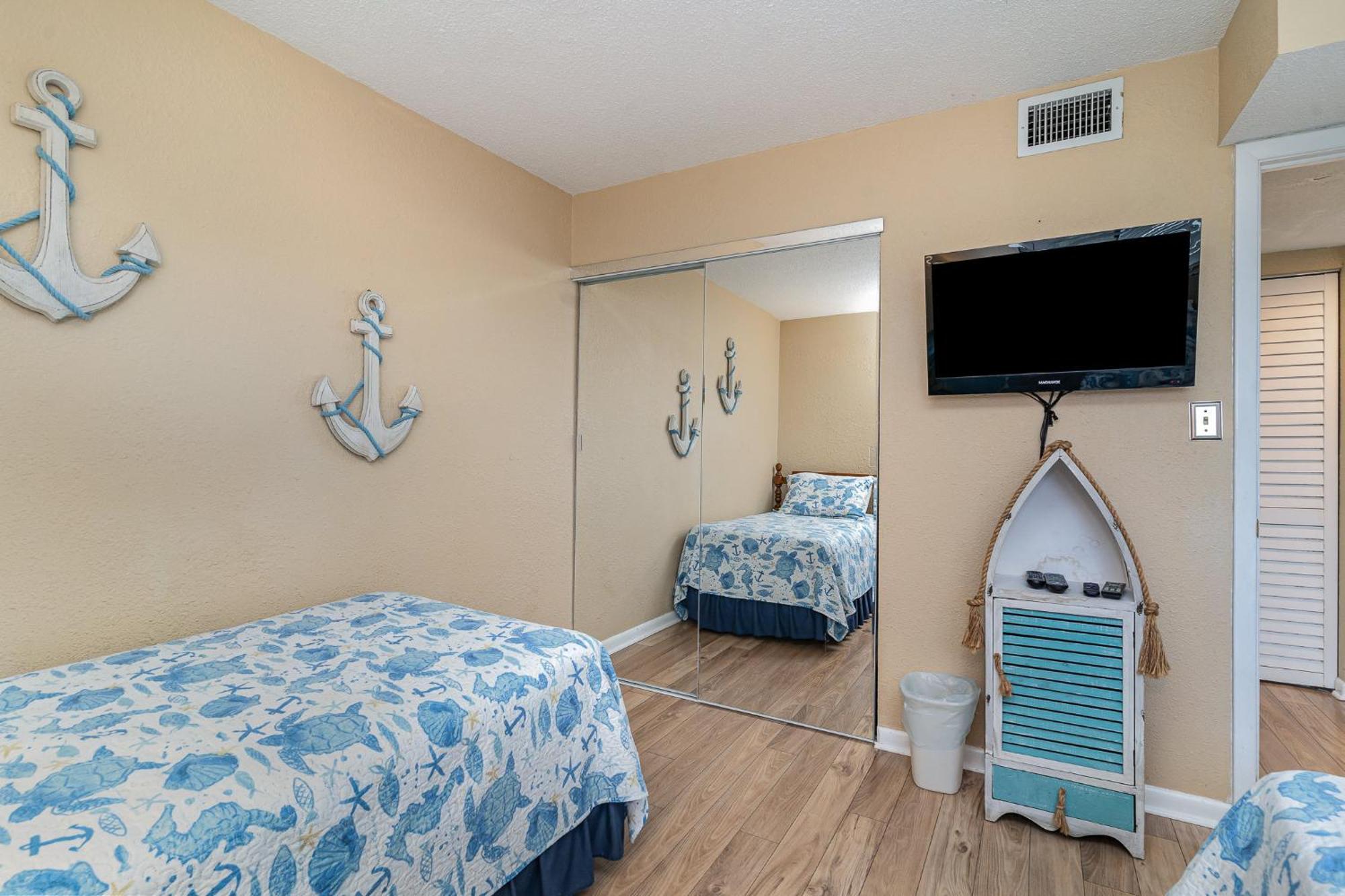 Sands Beach Club Briarcliffe Acres Экстерьер фото